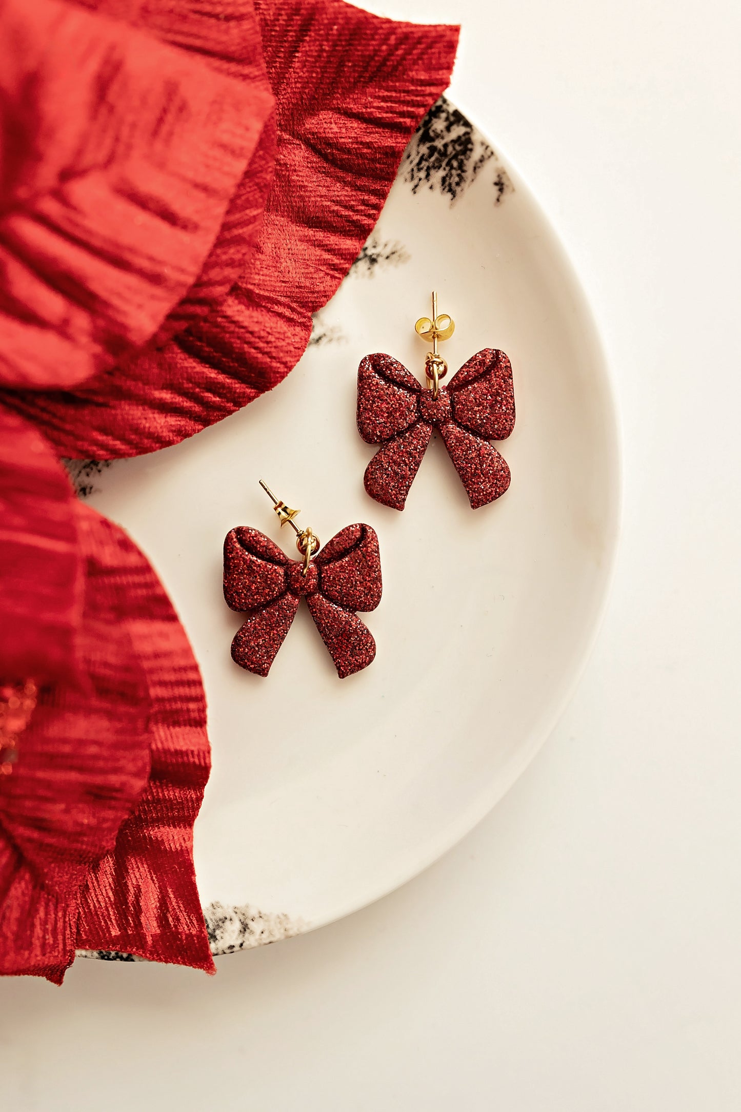 Sparkly Red Christmas Bows