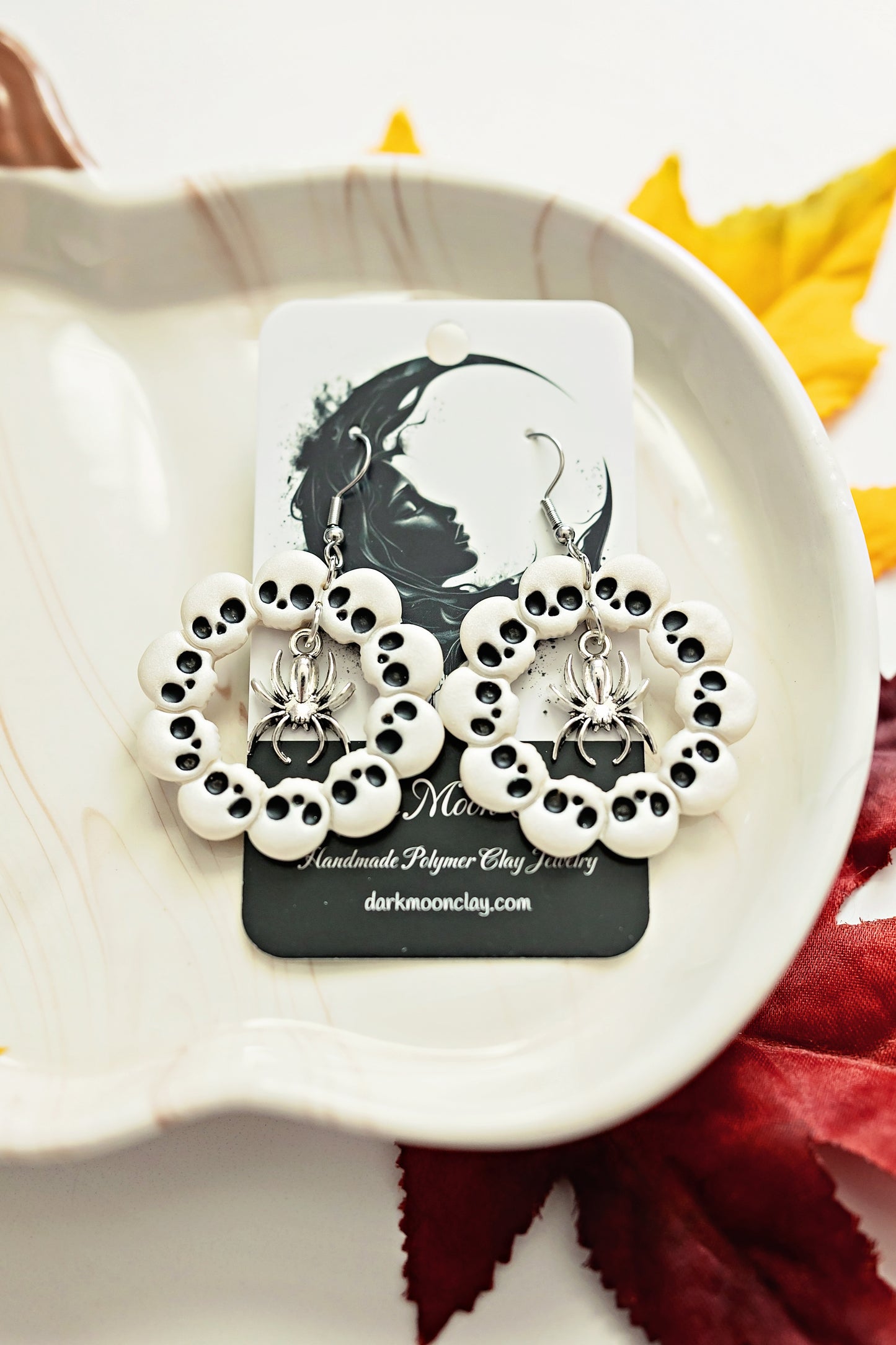 Skull Wreaths with Spiders